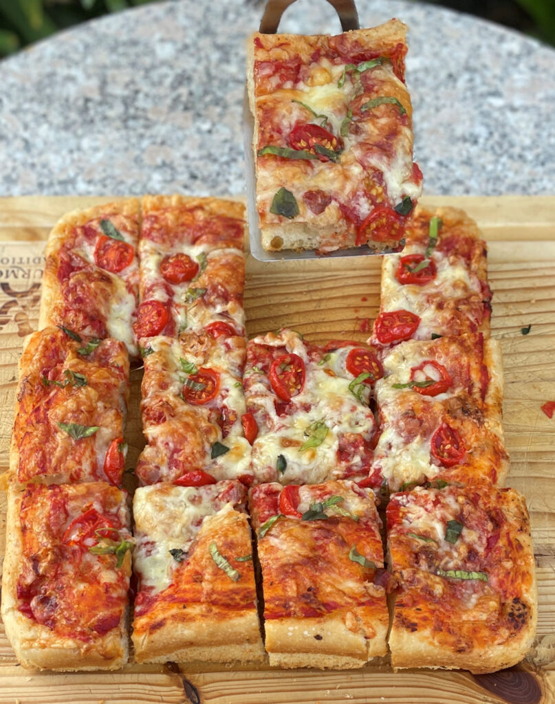 Roman vs. Neapolitan Pizza