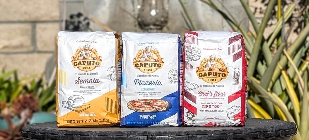 Caputo has several flours to choose from.  We're doing red!