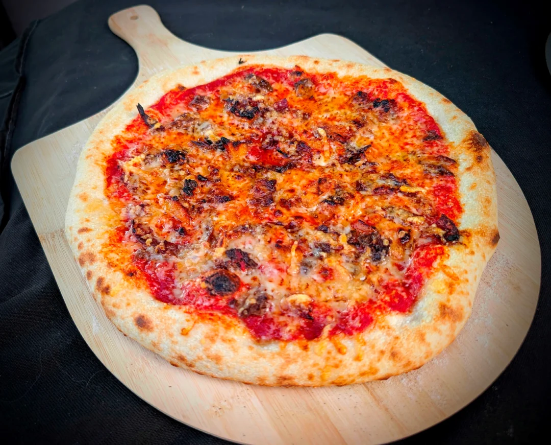 A fantastic Neapolitan style out of the Current pizza oven!